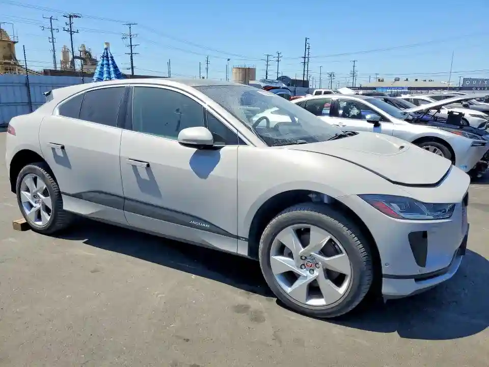 SADHC2S16K1F72674 2019 JAGUAR I-PACE-3