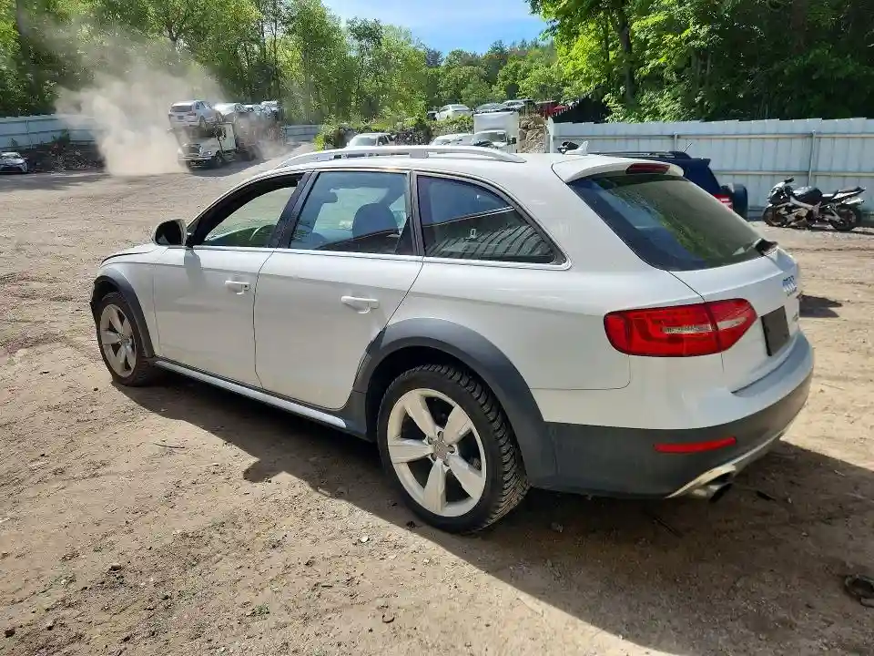 WA1UFAFL6EA131856 2014 AUDI A4-1