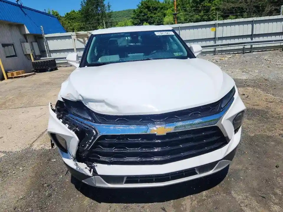 3GNKBCR44SS269518 2025 CHEVROLET BLAZER-4