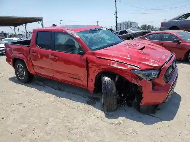 3TYLB5JN5ST070435 2025 TOYOTA TACOMA-3