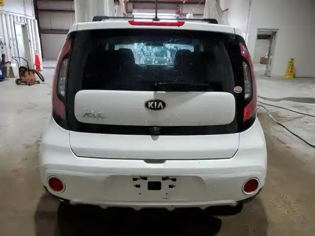 KNDJP3A59J7902182 2018 KIA SOUL-5