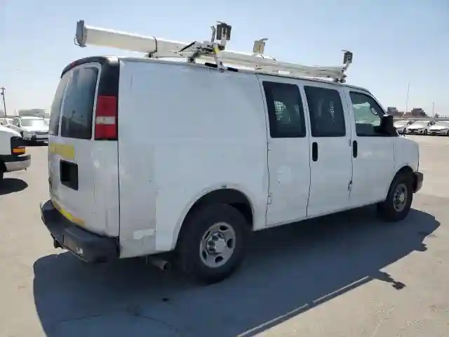 1GCWGFCB7D1902215 2013 CHEVROLET EXPRESS-2