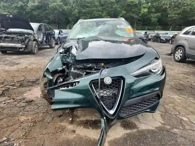 ZASPAKBN4M7D18661 2021 ALFA ROMEO STELVIO-4