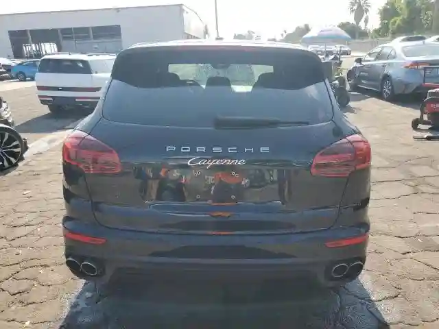 WP1AE2A20HLA71998 2017 PORSCHE CAYENNE-5
