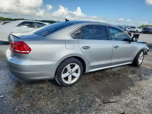 1VWBP7A35CC065657 2012 VOLKSWAGEN PASSAT-4