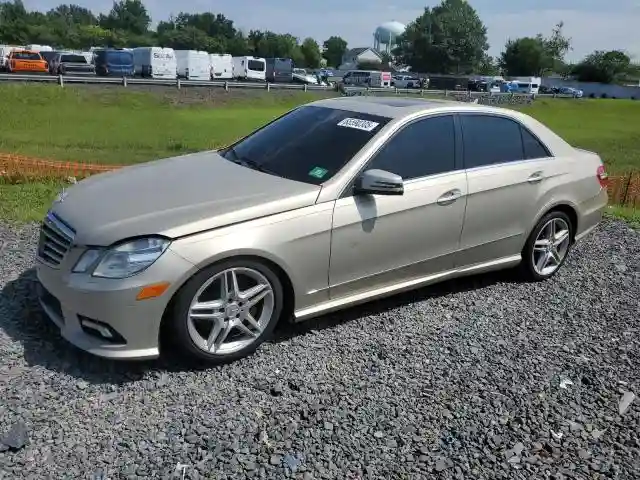 WDDHF9ABXBA473042 2011 MERCEDES-BENZ E-CLASS-0