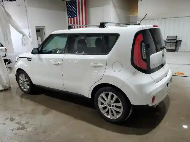 KNDJP3A59J7902182 2018 KIA SOUL-1