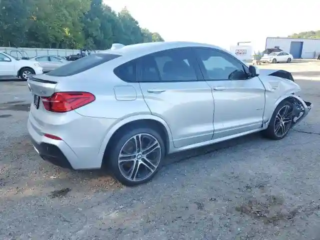 5UXXW3C5XG0R20524 2016 BMW MOTORRAD X4-2