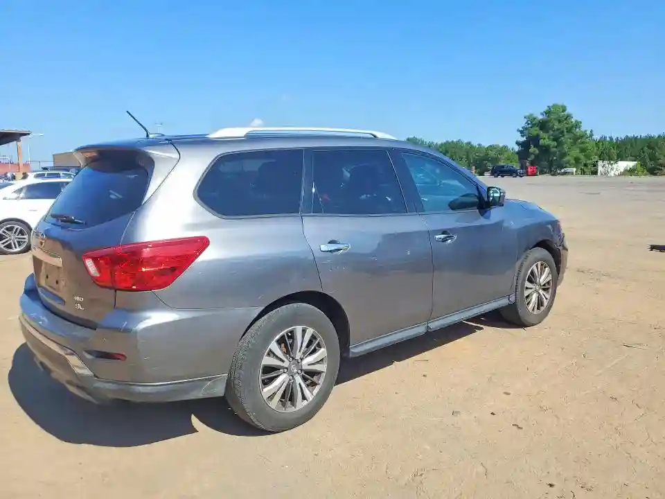 5N1DR2MMXHC676672 2017 NISSAN PATHFINDER-2