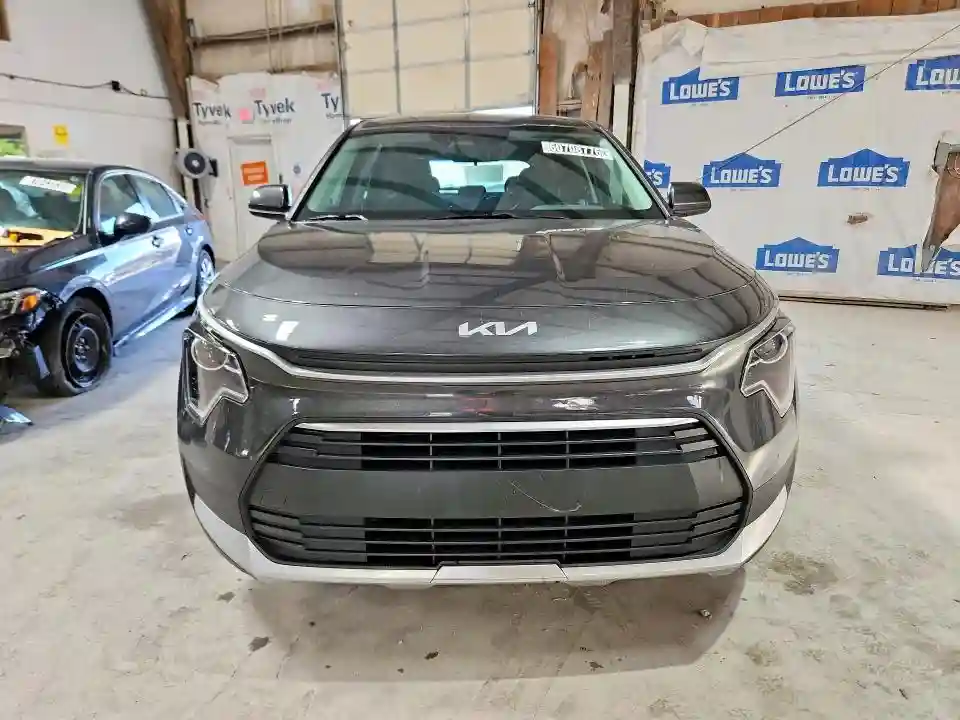 KNDCP3LE9T5339025 2026 KIA NIRO-4