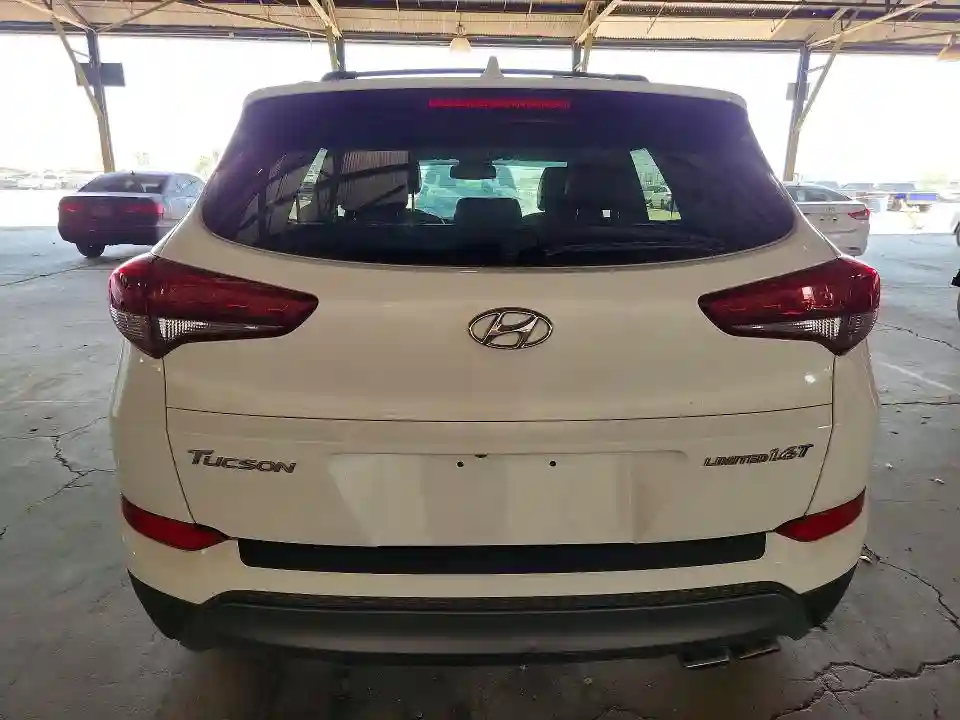 KM8J33A2XGU268601 2016 HYUNDAI TUCSON-5