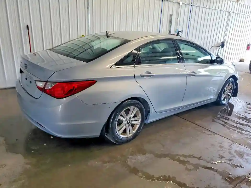5NPEB4AC8DH751758 2013 HYUNDAI SONATA-2