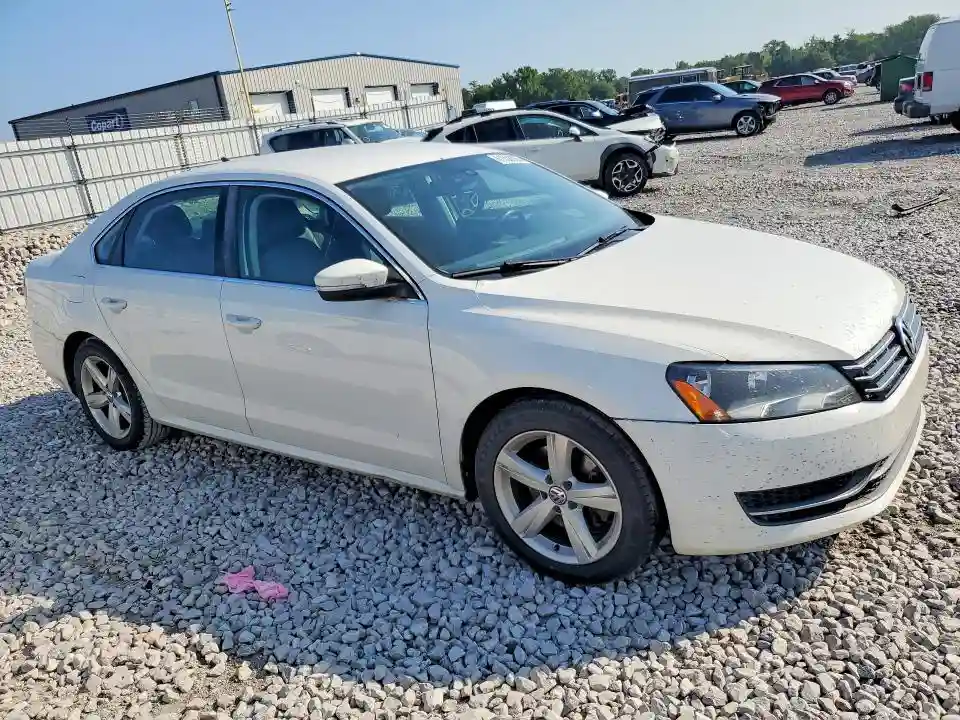 1VWBP7A36EC016454 2014 VOLKSWAGEN PASSAT-3