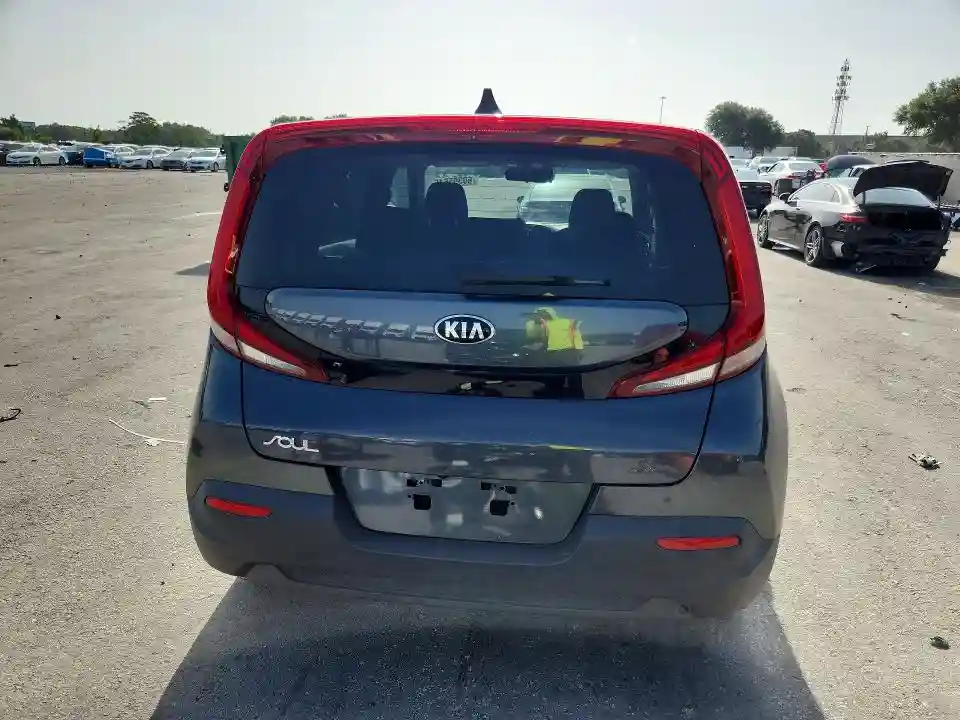 KNDJ23AU9M7736417 2021 KIA SOUL-5