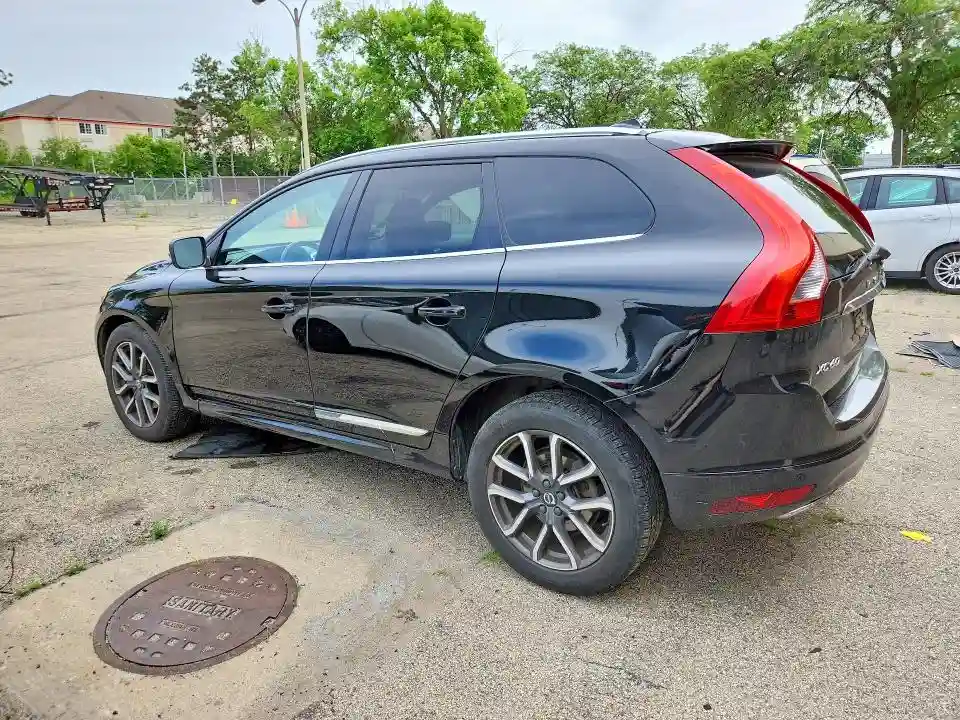 YV449MRK4G2924066 2016 VOLVO XC60-1