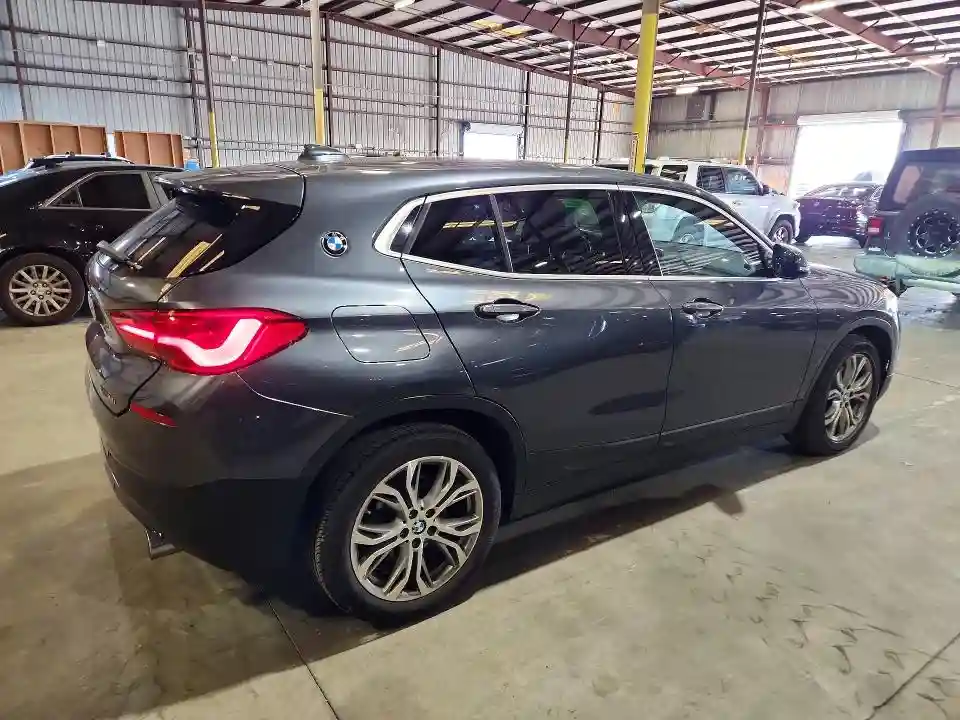 WBXYJ5C33JEF79465 2018 BMW X2-2