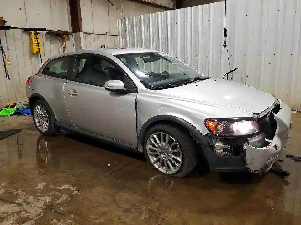 YV1672MK7A2174466 2010 VOLVO C30-3