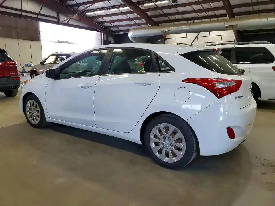 KMHD35LH1GU303701 2016 HYUNDAI ELANTRA-1