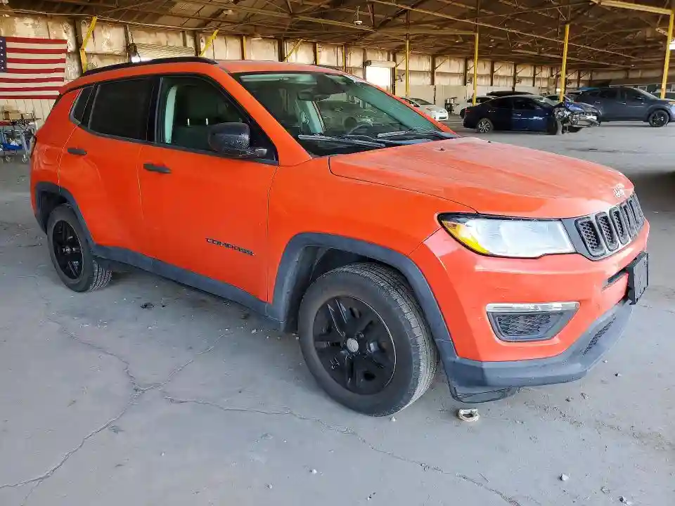 3C4NJCAB0JT123581 2018 JEEP COMPASS-3