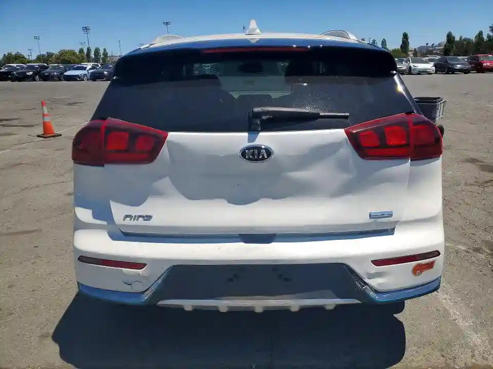 KNDCM3LD0K5343835 2019 KIA NIRO-5