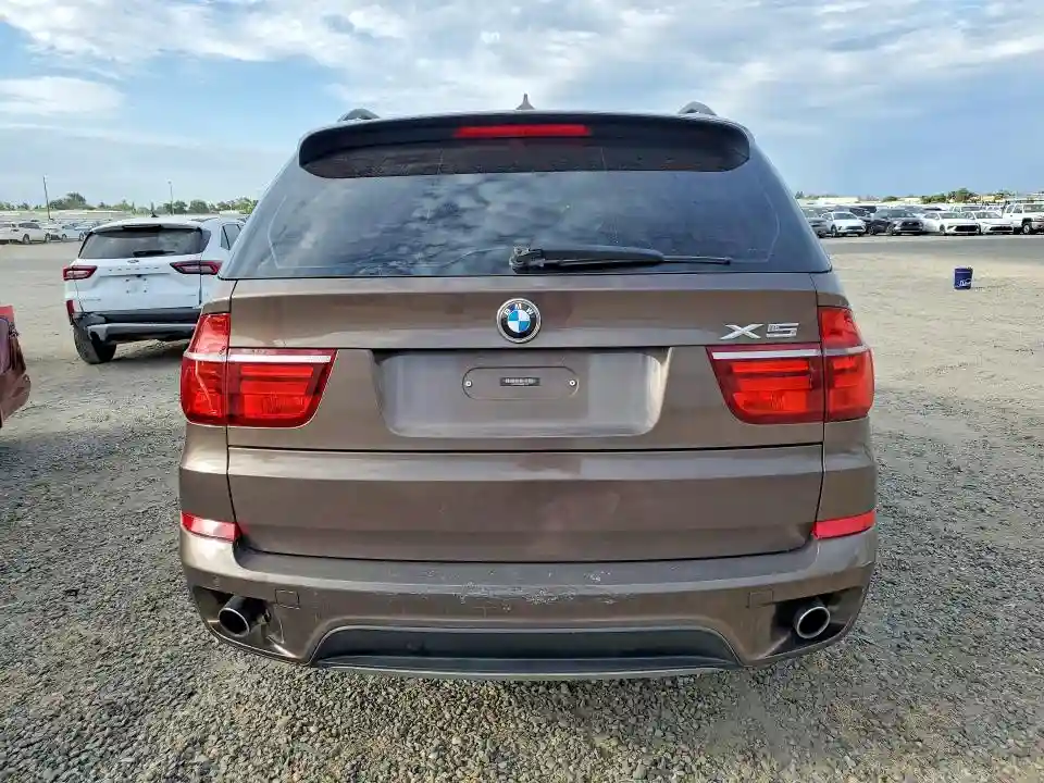 5UXZV4C55D0B17314 2013 BMW X5-5