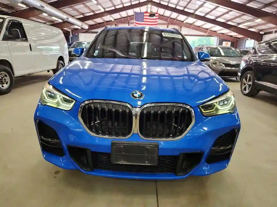 WBXJG9C00M5S73550 2021 BMW X1-4