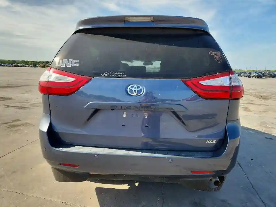 5TDYZ3DC4HS875413 2017 TOYOTA SIENNA-5