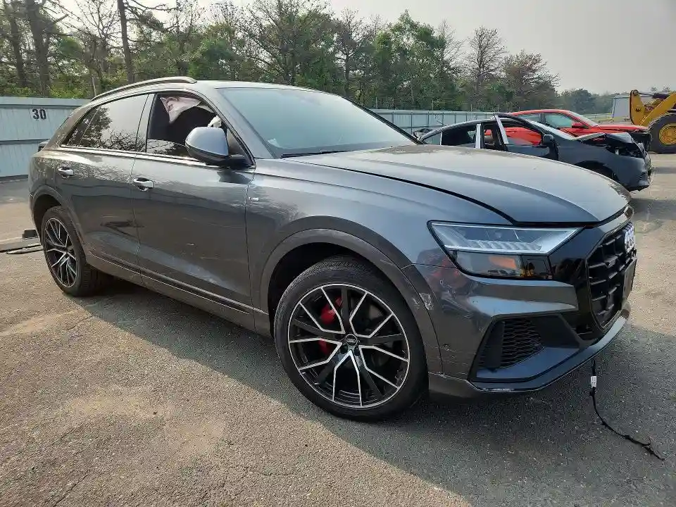 WA1EVAF10LD019345 2020 AUDI Q8-3