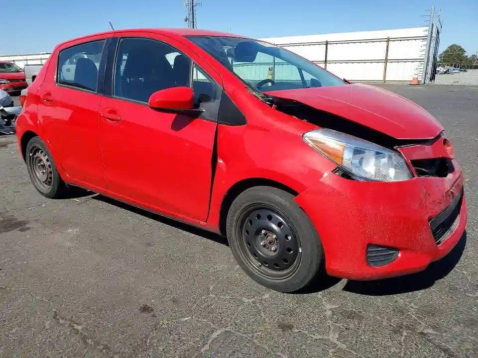 VNKKTUD30EA007924 2014 TOYOTA YARIS-3
