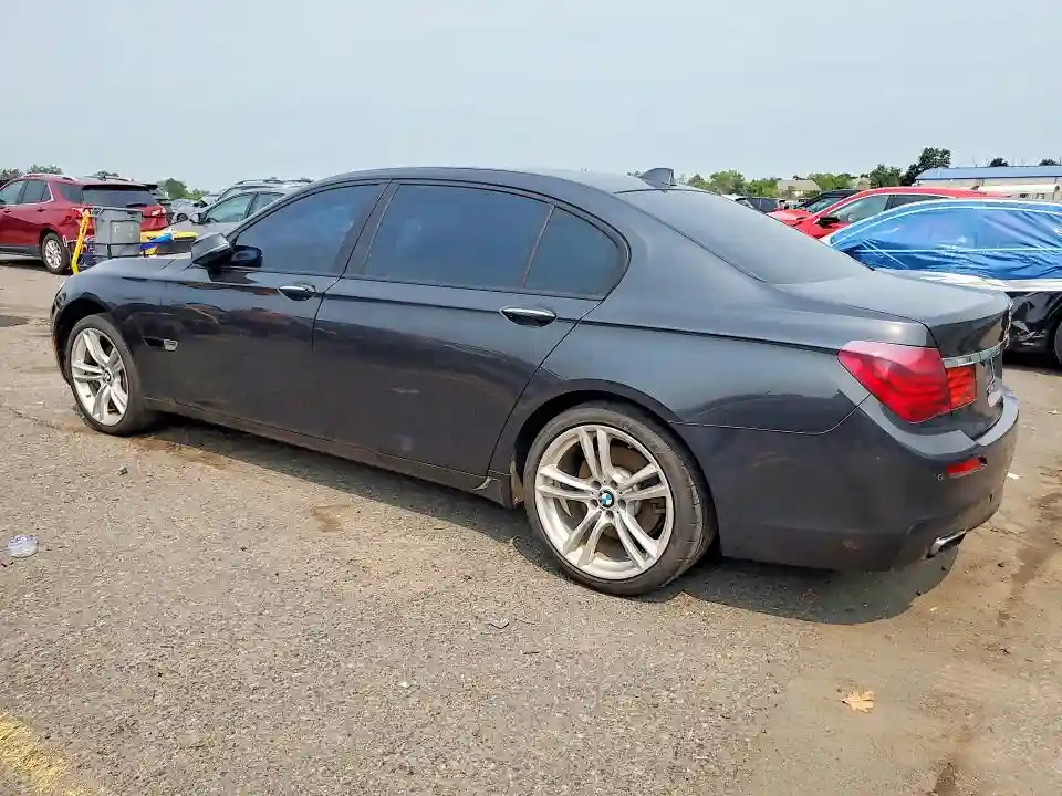 WBAYE4C58DD136987 2013 BMW 7 SERIES-1