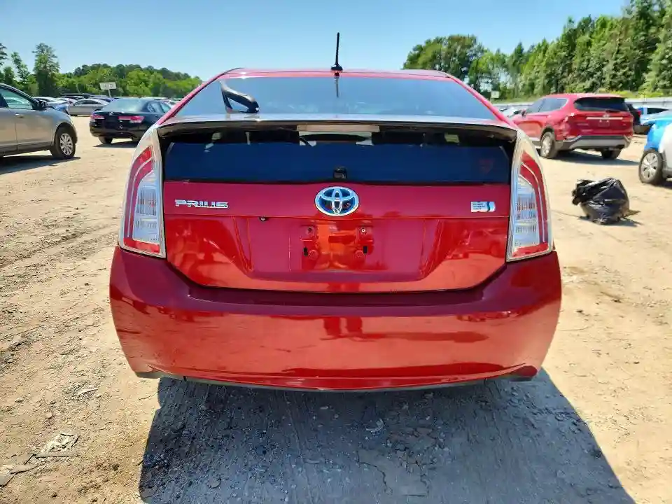 JTDKN3DUXD1618239 2013 TOYOTA PRIUS FOUR-5