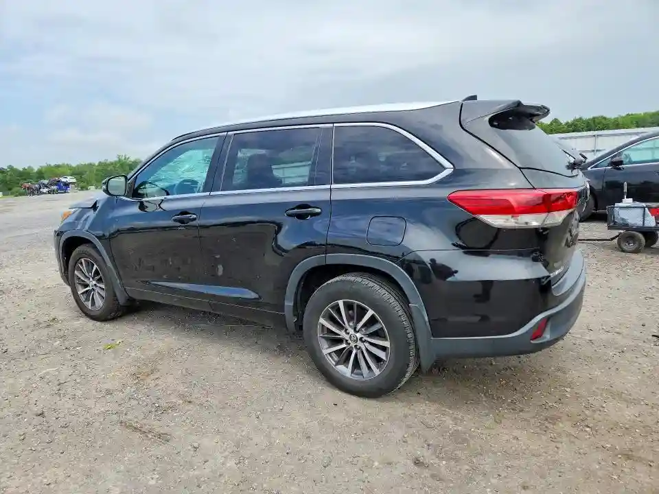 5TDJZRFHXJS839776 2018 TOYOTA HIGHLANDER-1