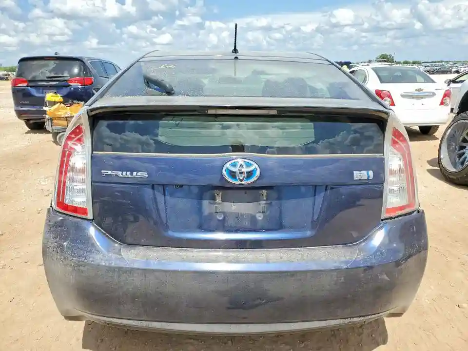 JTDKN3DUXF1985810 2015 TOYOTA PRIUS-5
