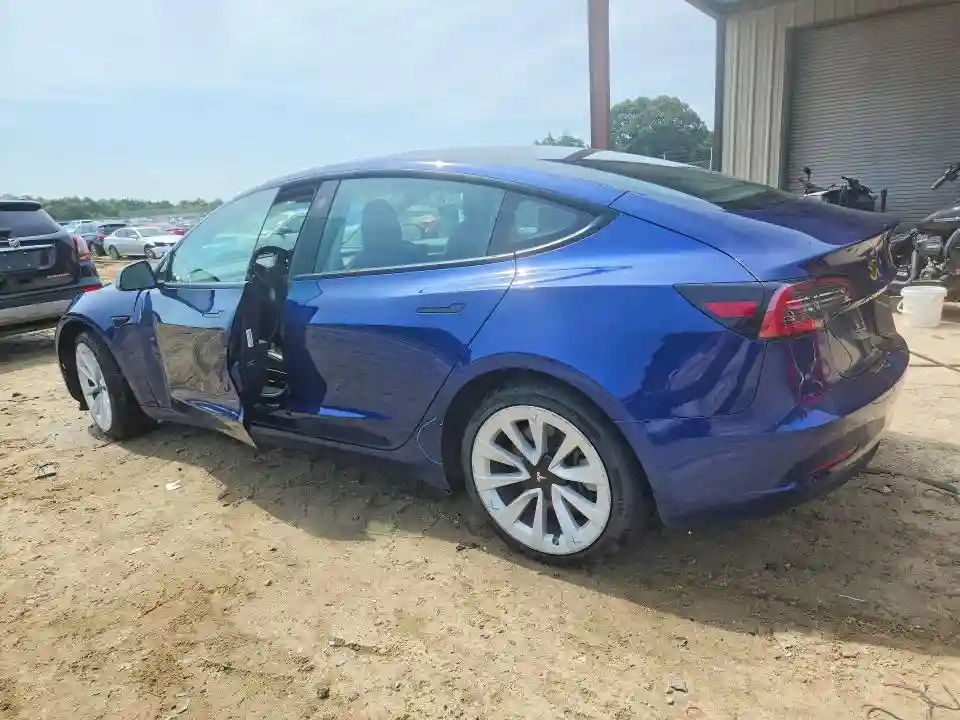 5YJ3E1EA9NF287417 2022 TESLA MODEL 3-1