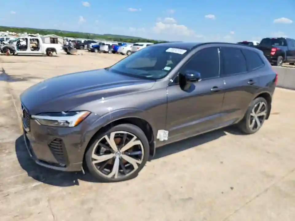 YV4062RM8N1953876 2022 VOLVO XC60-0