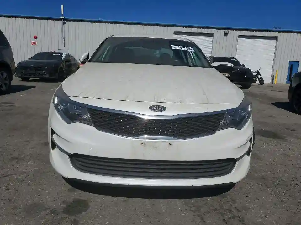 KNAGT4L32G5073805 2016 KIA OPTIMA-4