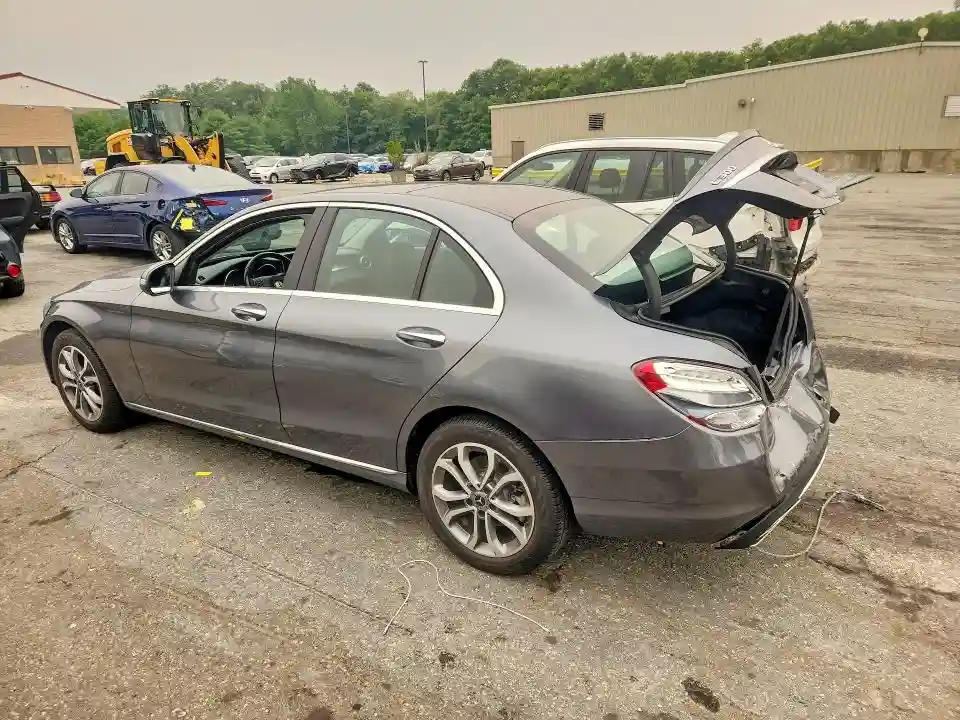 55SWF4KB6HU233438 2017 MERCEDES-BENZ C-CLASS-1