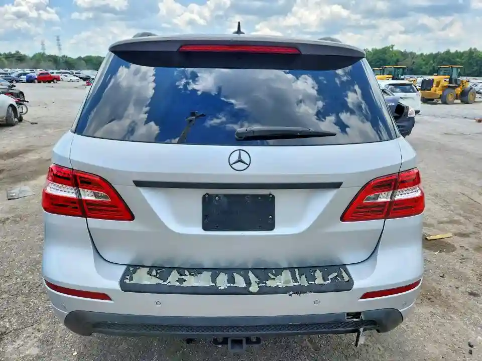 4JGDA5GB7FA584219 2015 MERCEDES-BENZ M-CLASS-5