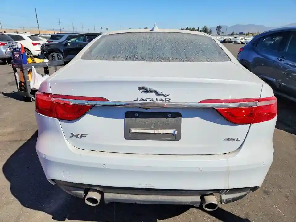 SAJBD4BV9GCY13294 2016 JAGUAR XF-5