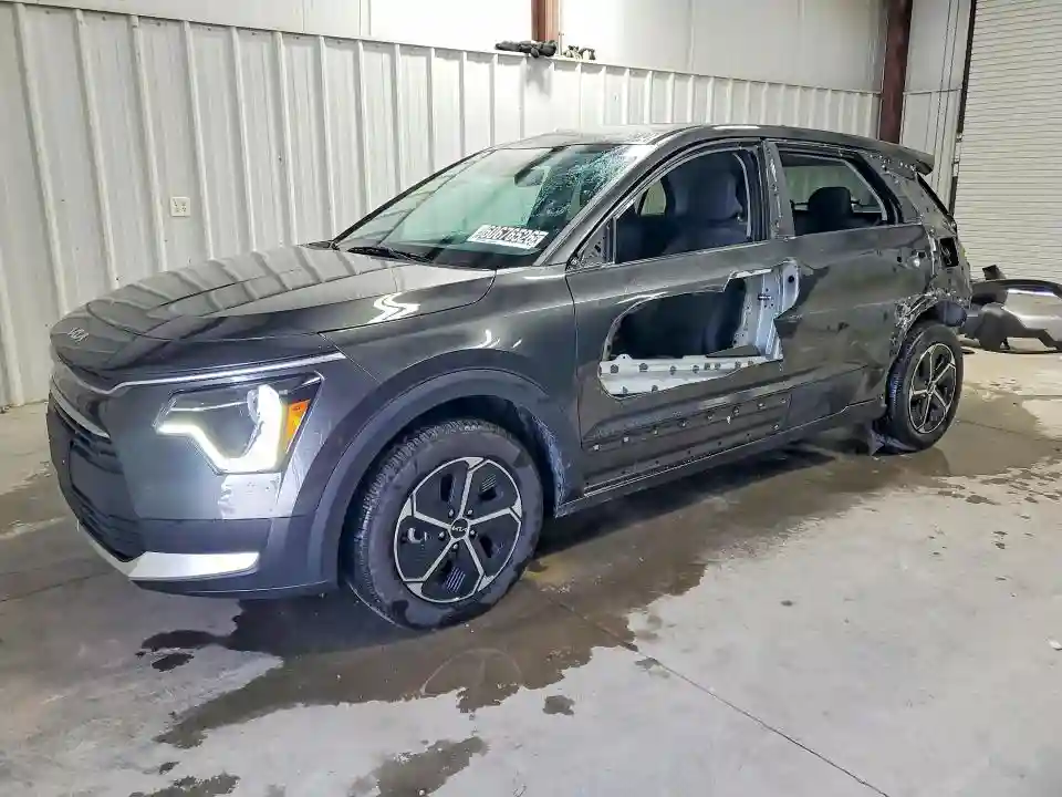 KNDCP3LE0T5322811 2026 KIA NIRO-0