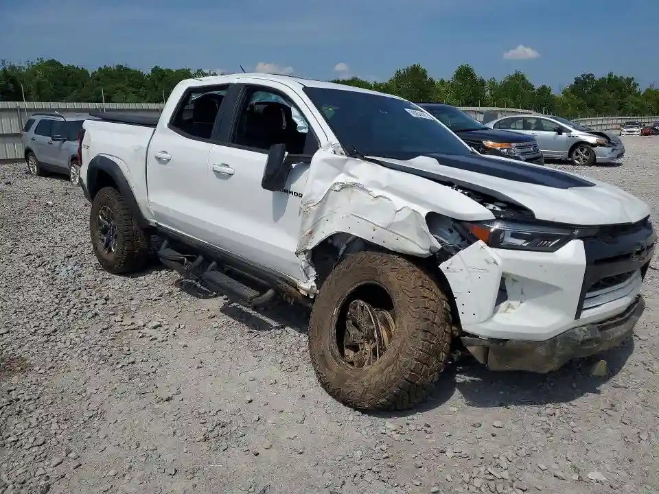 1GCPTFEK0R1216215 2024 CHEVROLET COLORADO-3