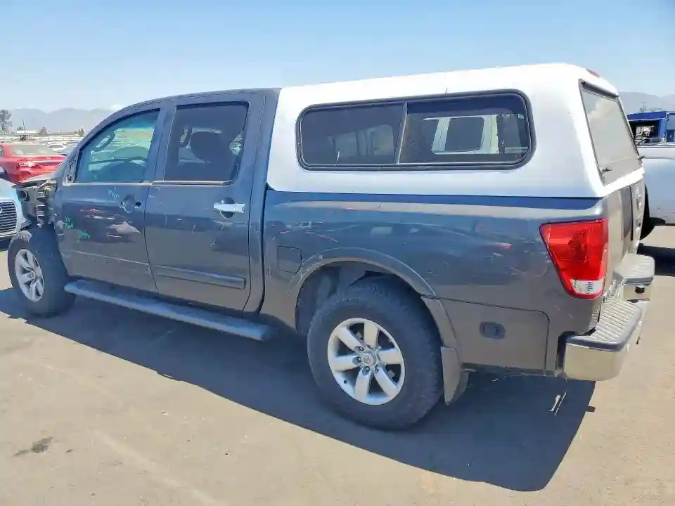 1N6AA0EC5BN318459 2011 NISSAN TITAN-1