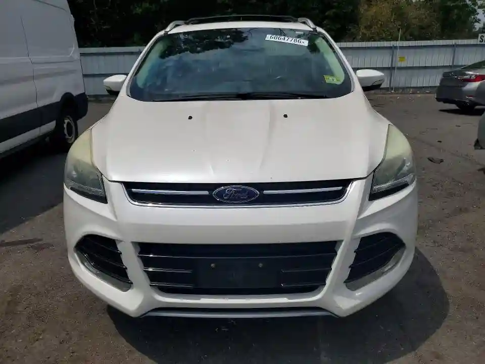 1FMCU0J9XDUA90573 2013 FORD ESCAPE-4