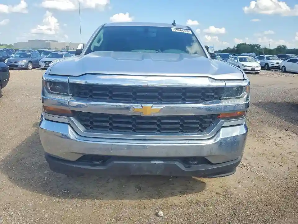 1GCVKREC5JZ151047 2018 CHEVROLET ALL MODELS-4