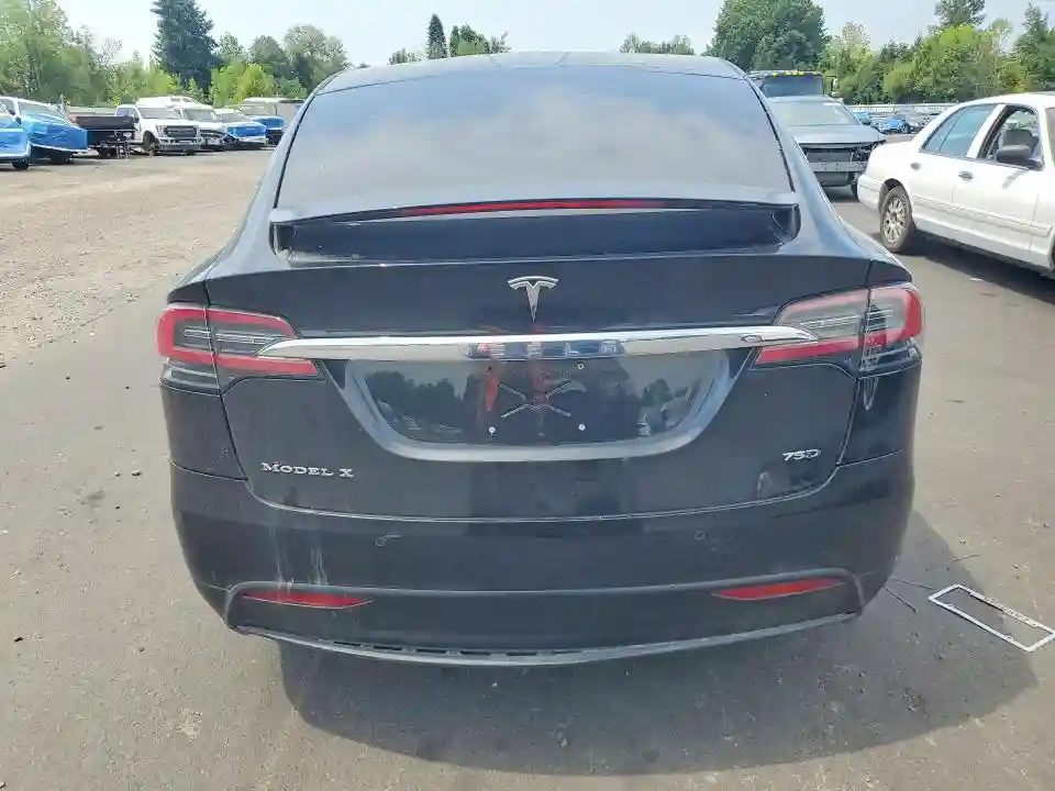 5YJXCBE2XHF049392 2017 TESLA MODEL X-5