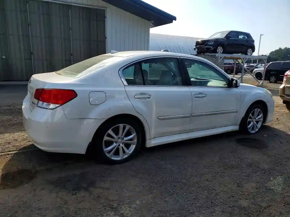 4S3BMCP66D3015521 2013 SUBARU LEGACY-2