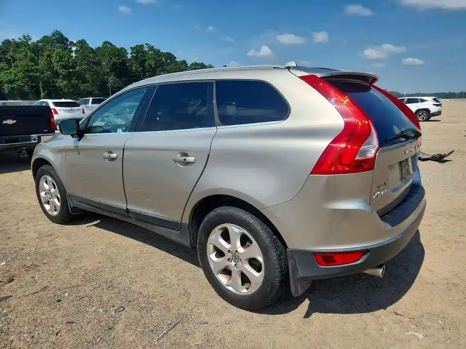 YV4952DL8D2409427 2013 VOLVO XC60-1