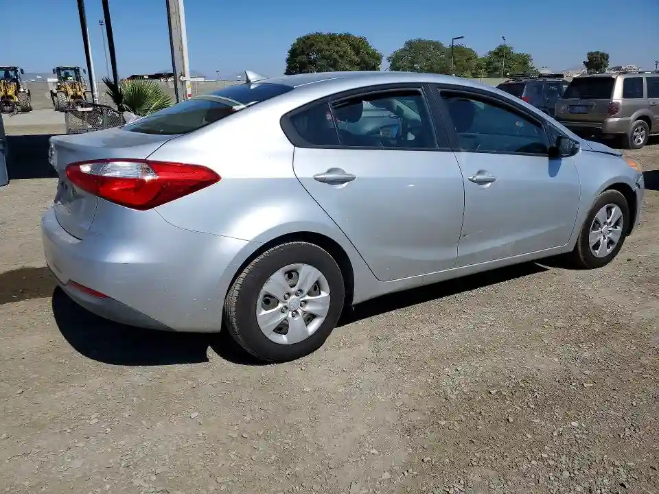KNAFK4A67E5147549 2014 KIA FORTE-2