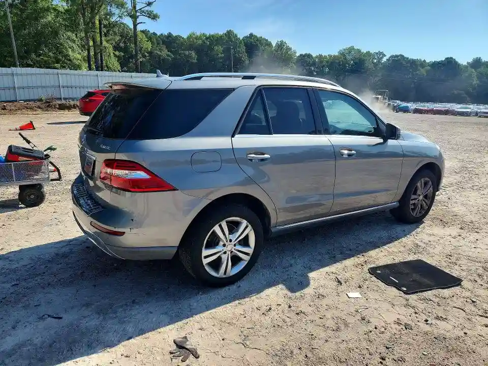 4JGDA5HB7DA212097 2013 MERCEDES-BENZ M-CLASS-2