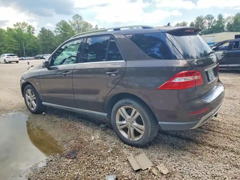 4JGDA2EB9CA011853 2012 MERCEDES-BENZ M-CLASS-1